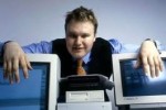 Megaupload Founder Kim Dotcom’s Mansion Raided by FBI,SWAT for Copyright Infringement (video)